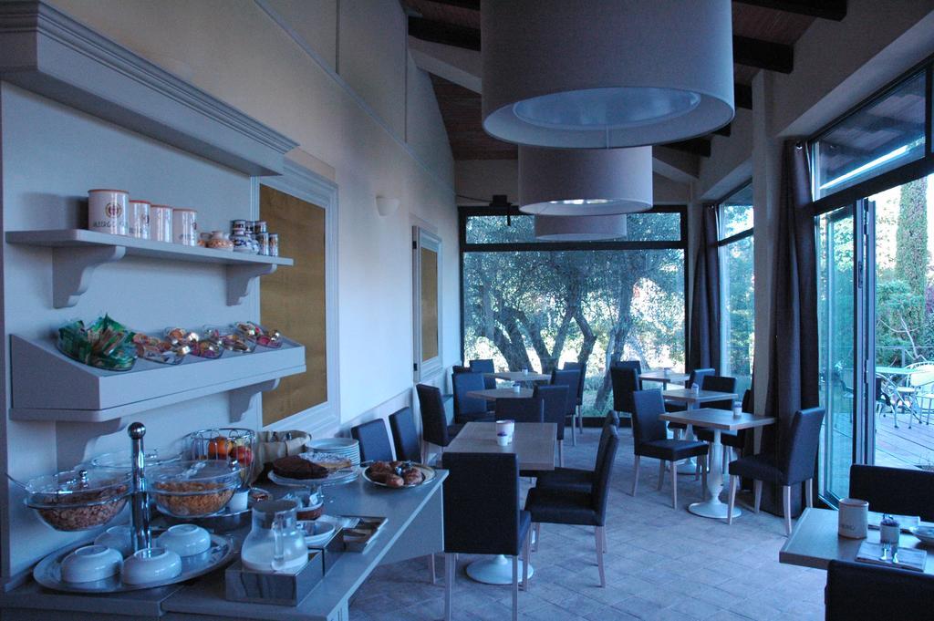 Hotel Rutiliano Πιέντσα Εξωτερικό φωτογραφία