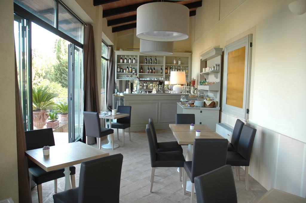 Hotel Rutiliano Πιέντσα Εξωτερικό φωτογραφία