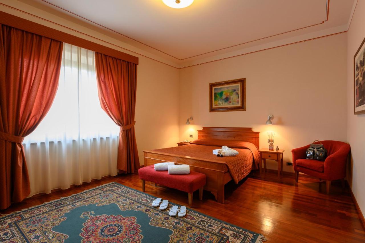 Hotel Rutiliano Πιέντσα Εξωτερικό φωτογραφία